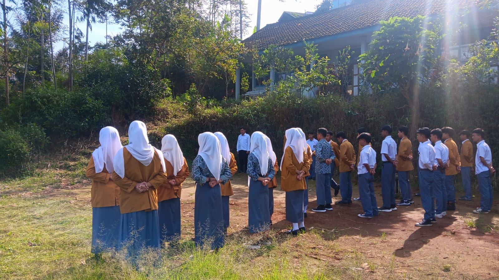 Foto: Agi Sugiana, S.Pd.